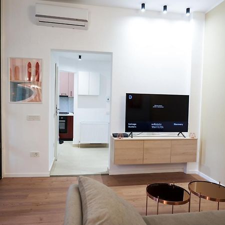 Glamorous Design Apartament In Calea Victoriei บูคาเรสต์ ภายนอก รูปภาพ